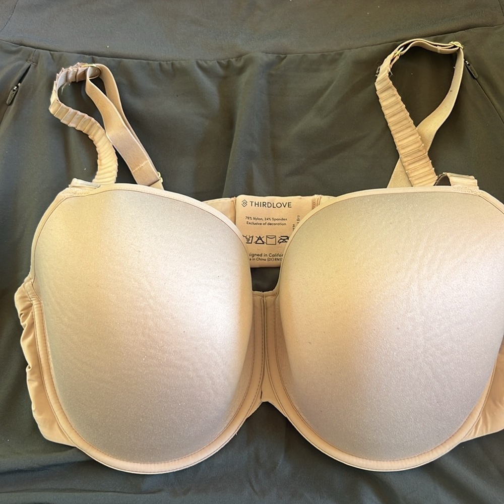 ThirdLove Elegant Lace Trimmed Beige Bras (2) - Picture 5 of 6